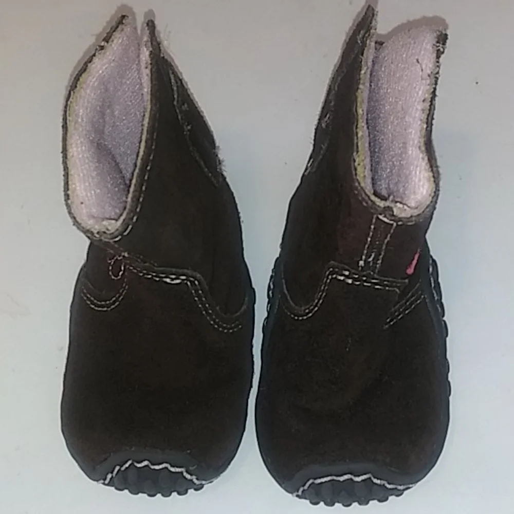Genuine Baby Girls Suede Boots Size 2